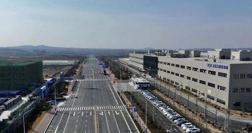 青岛城市更新建设两年实施2157个项目，新材料产业引领转型发展